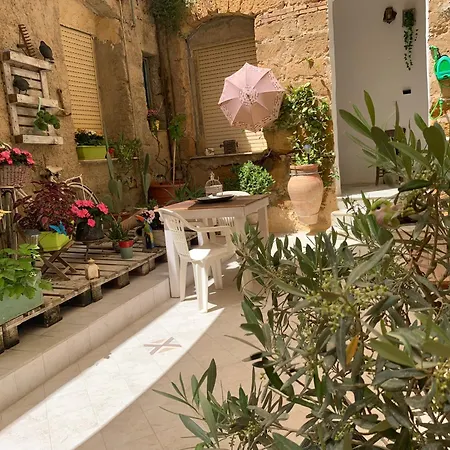 דירה Il Vecchio Cortile אגריג'נטו