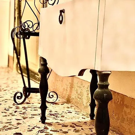 Il Vecchio Cortile أغريجنتو